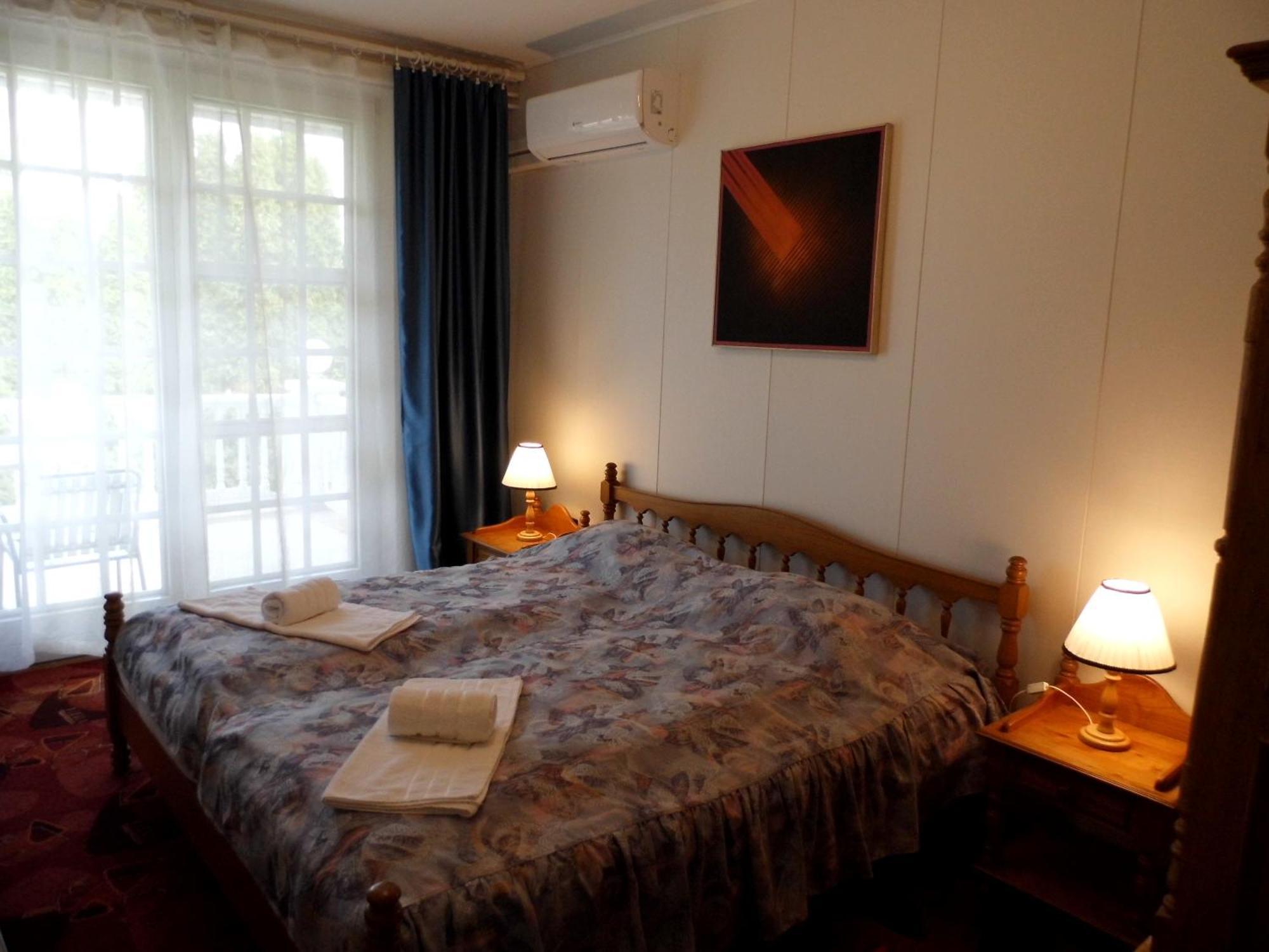 Millennium Villa ケストヘイ 部屋 写真